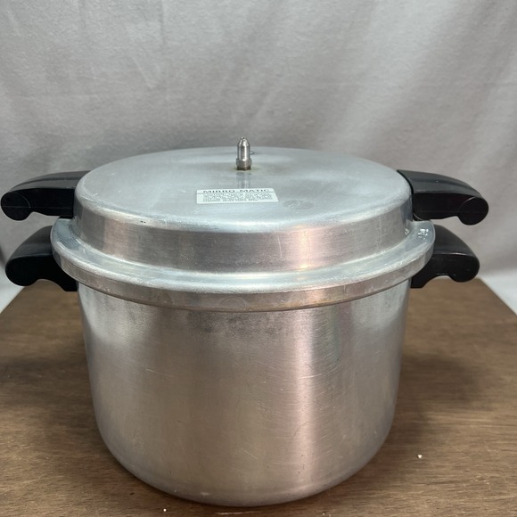Mirro Matic Other - Vintage Mirro-Matic 8 Qt Aluminum Speed Pressure Cooker Canner M-0498